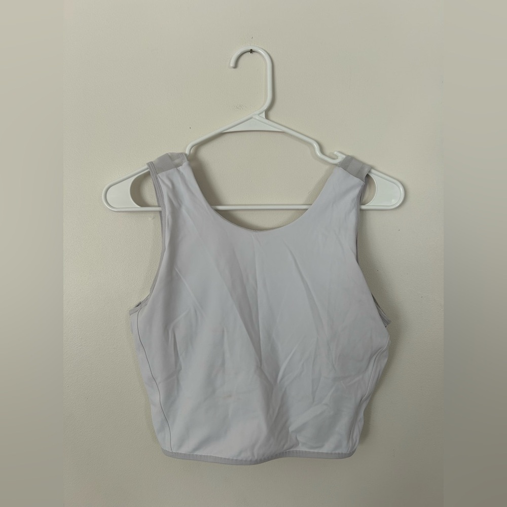 Lululemon Femme Force Crop Tank Size 6 White